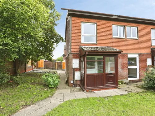 Grampian Way, Winsfordphoto