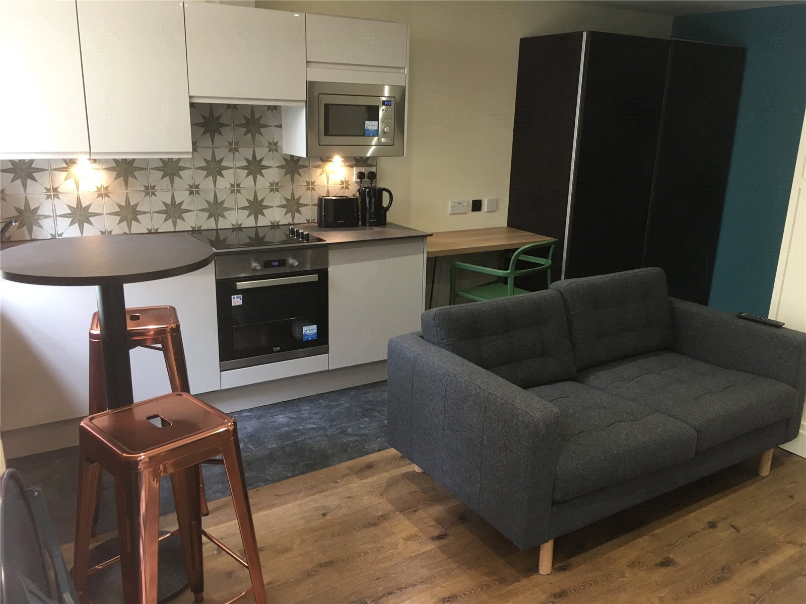 18 Somerset Road, Huddersfield, HD5 Image 1