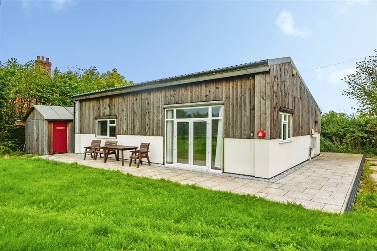 Station Road, Marchington, UTTOXETER