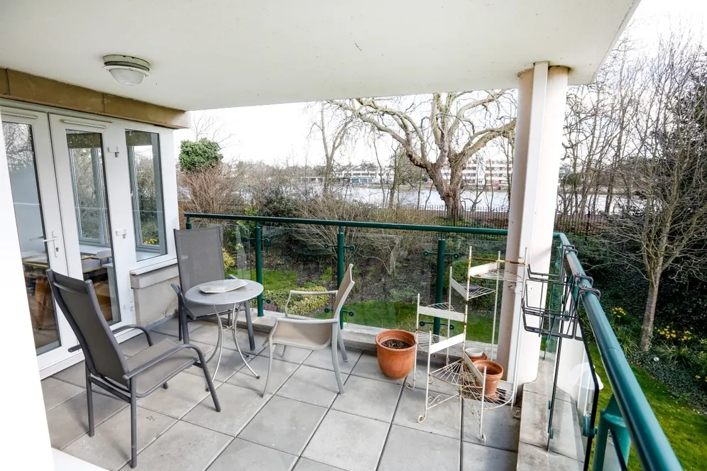 Strand Drive, Richmond TW9 photo 7