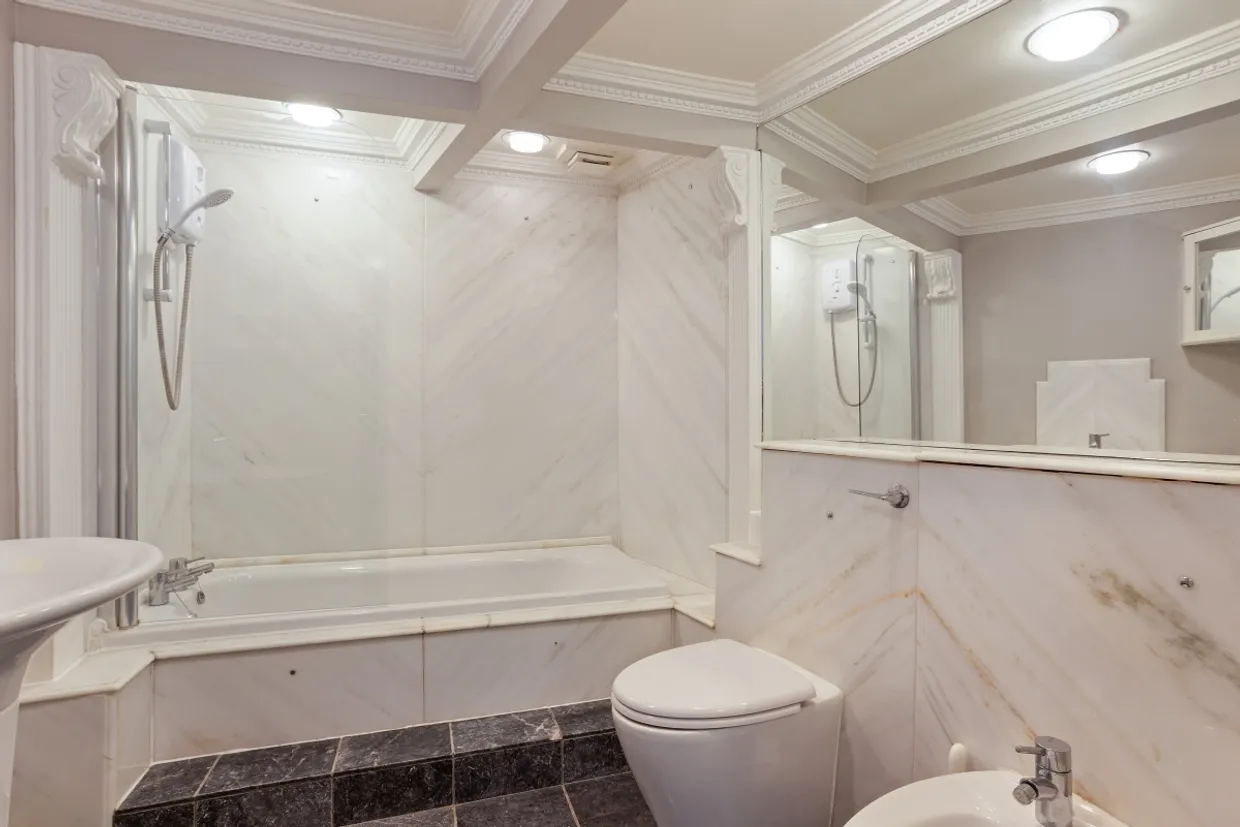 Guinea Lane Bath BA1 photo 7