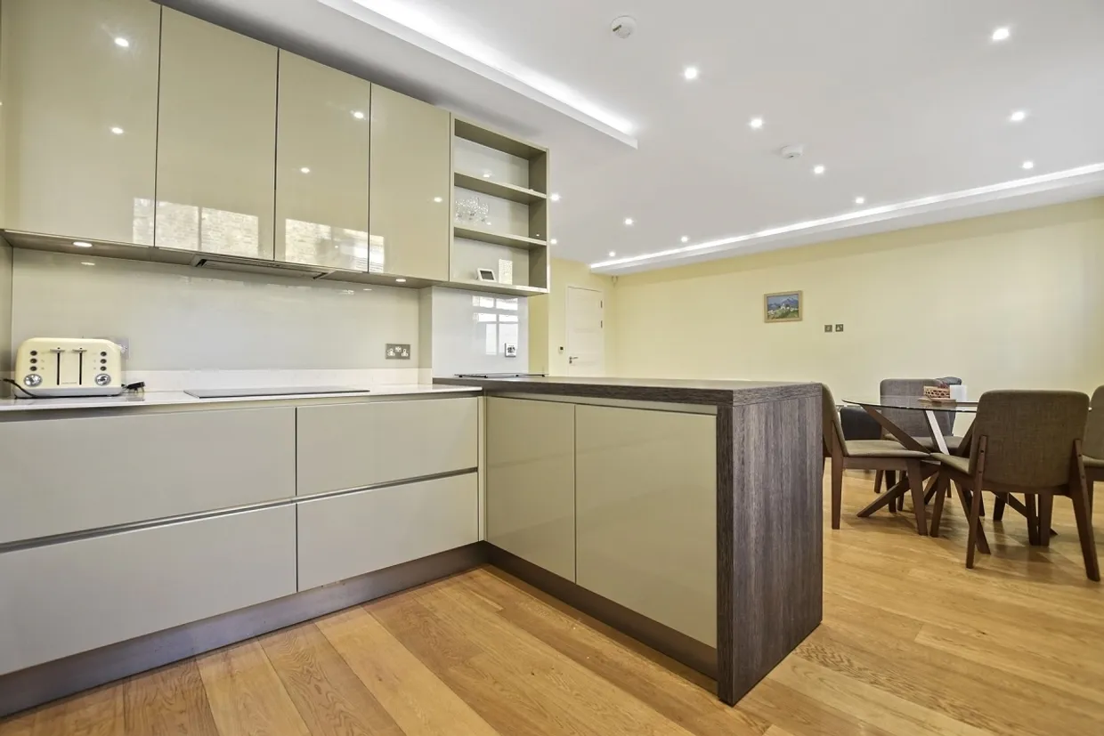 West End Lane London NW6 photo 8