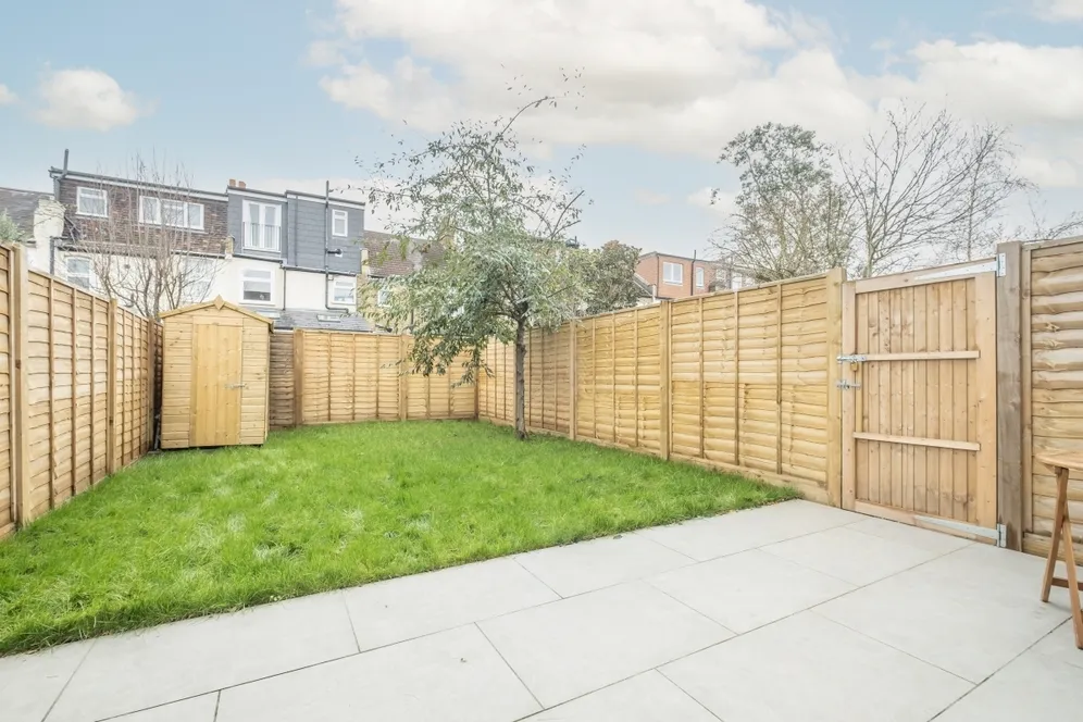 Winifred Road Wimbledon SW19 photo 10