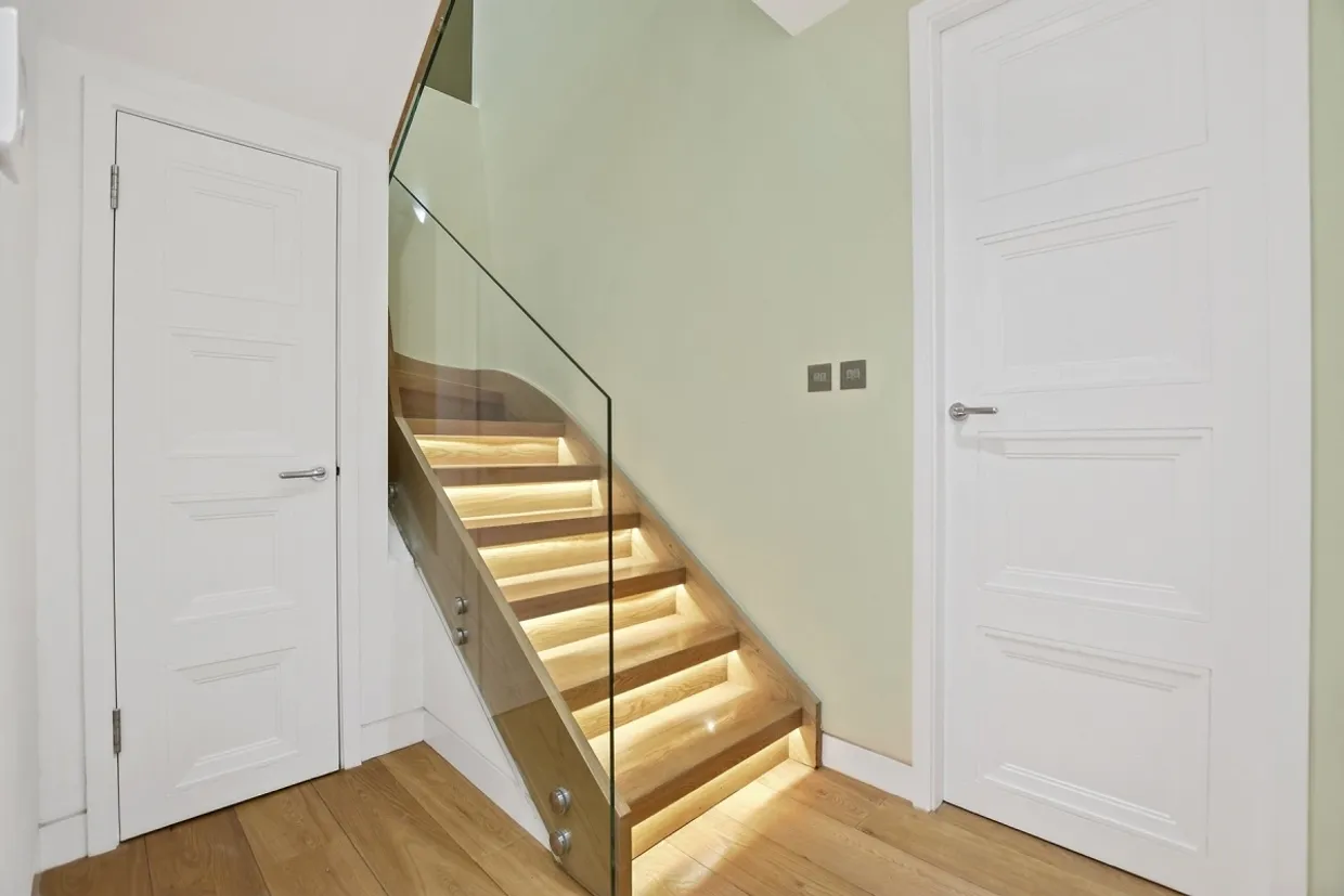 West End Lane London NW6 photo 12