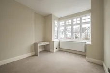 Winifred Road Wimbledon SW19 photo 12
