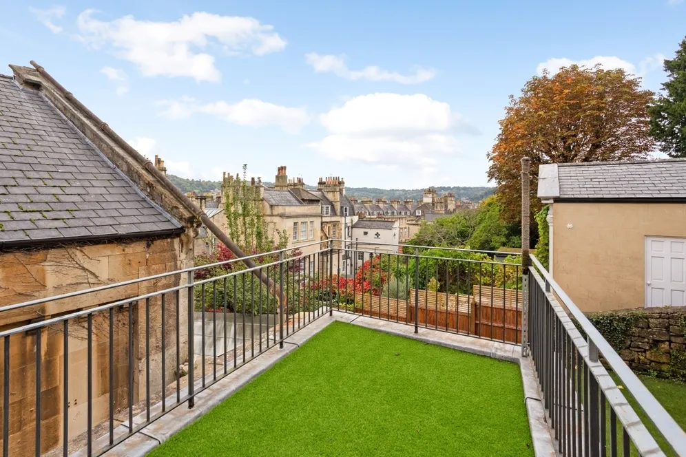Guinea Lane Bath BA1 photo 12