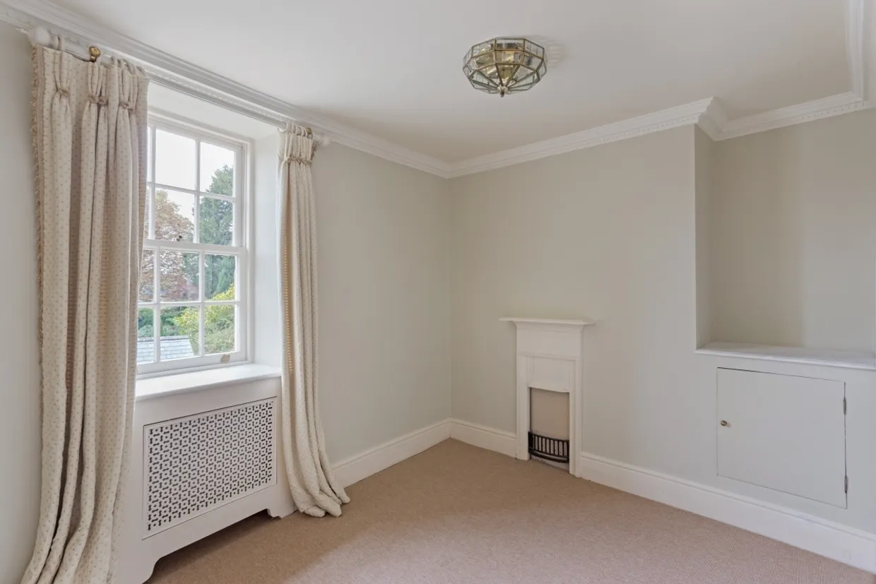 Guinea Lane Bath BA1 photo 18