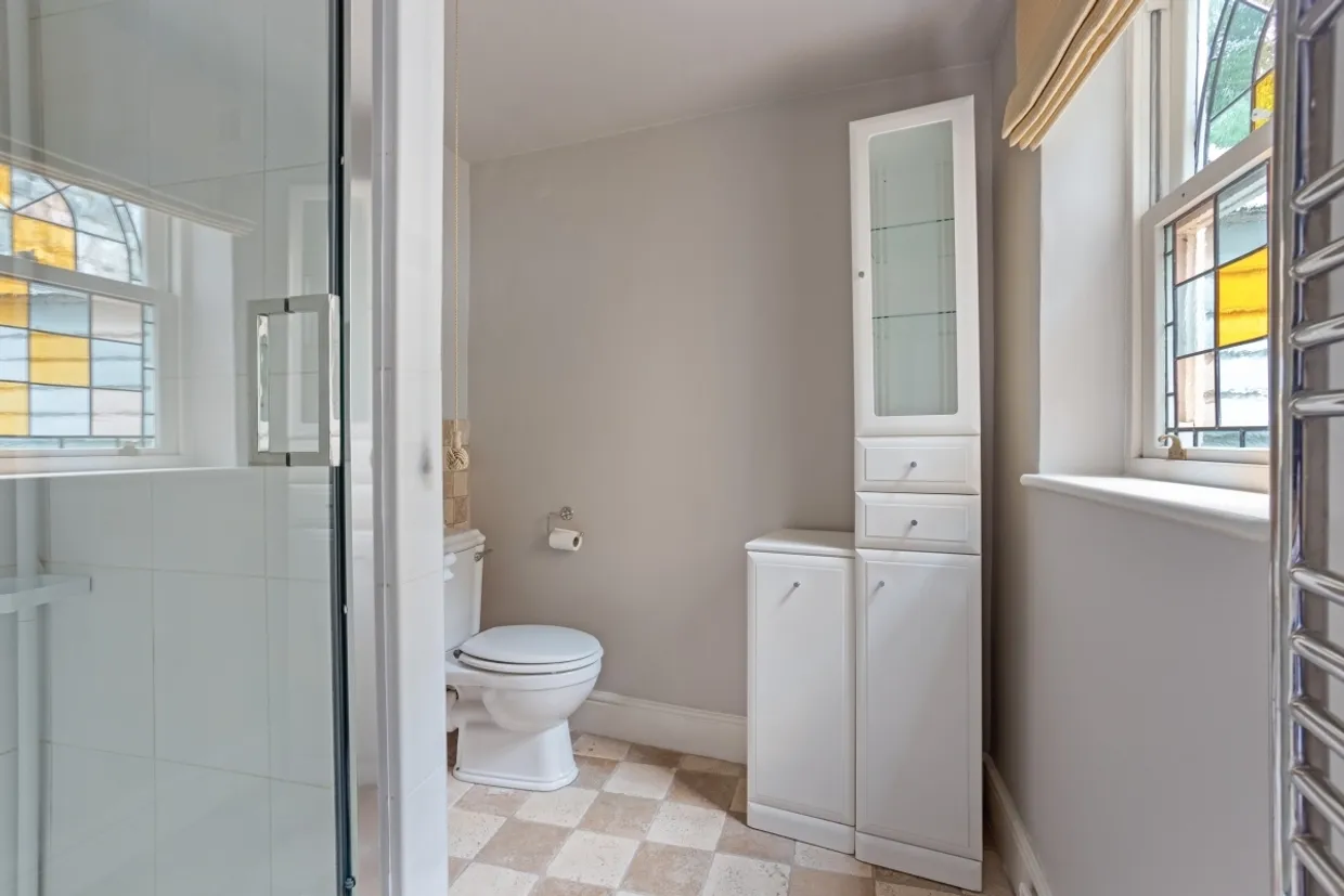 Guinea Lane Bath BA1 photo 20