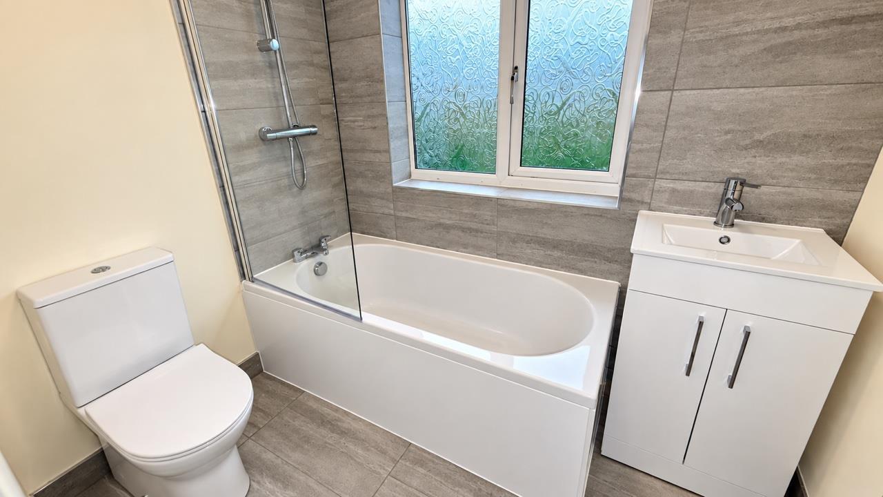 Burleigh Road, Hinckley Image 3