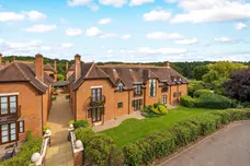 Enton Lane Godalming GU8 photo 1