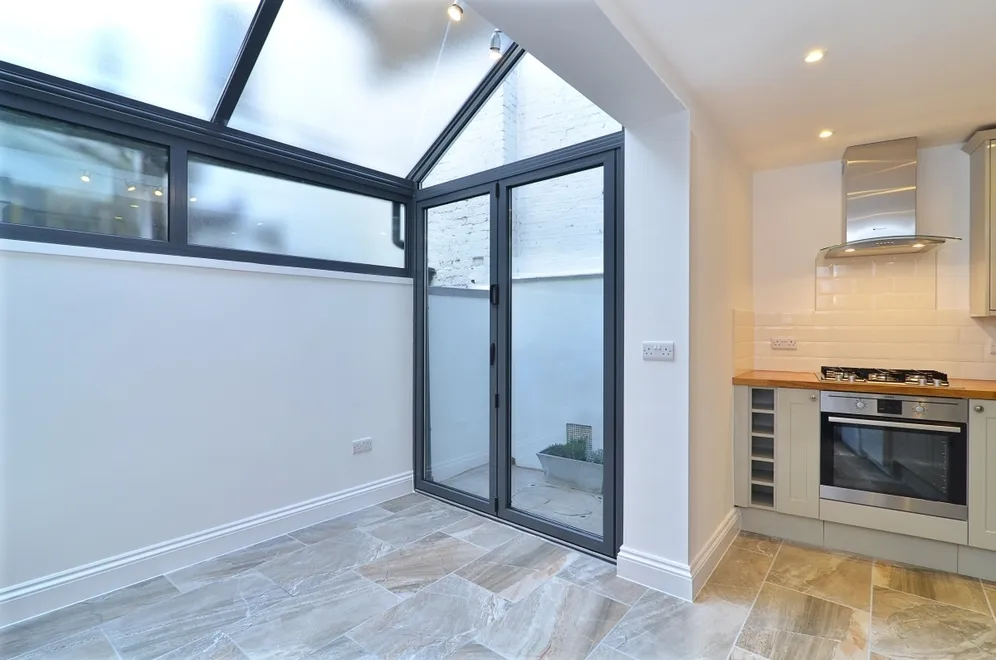 Blithfield road London W8 photo 8