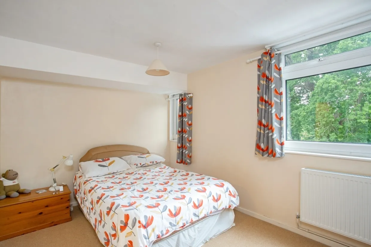 Laleham Court Chobham Road GU21 photo 8