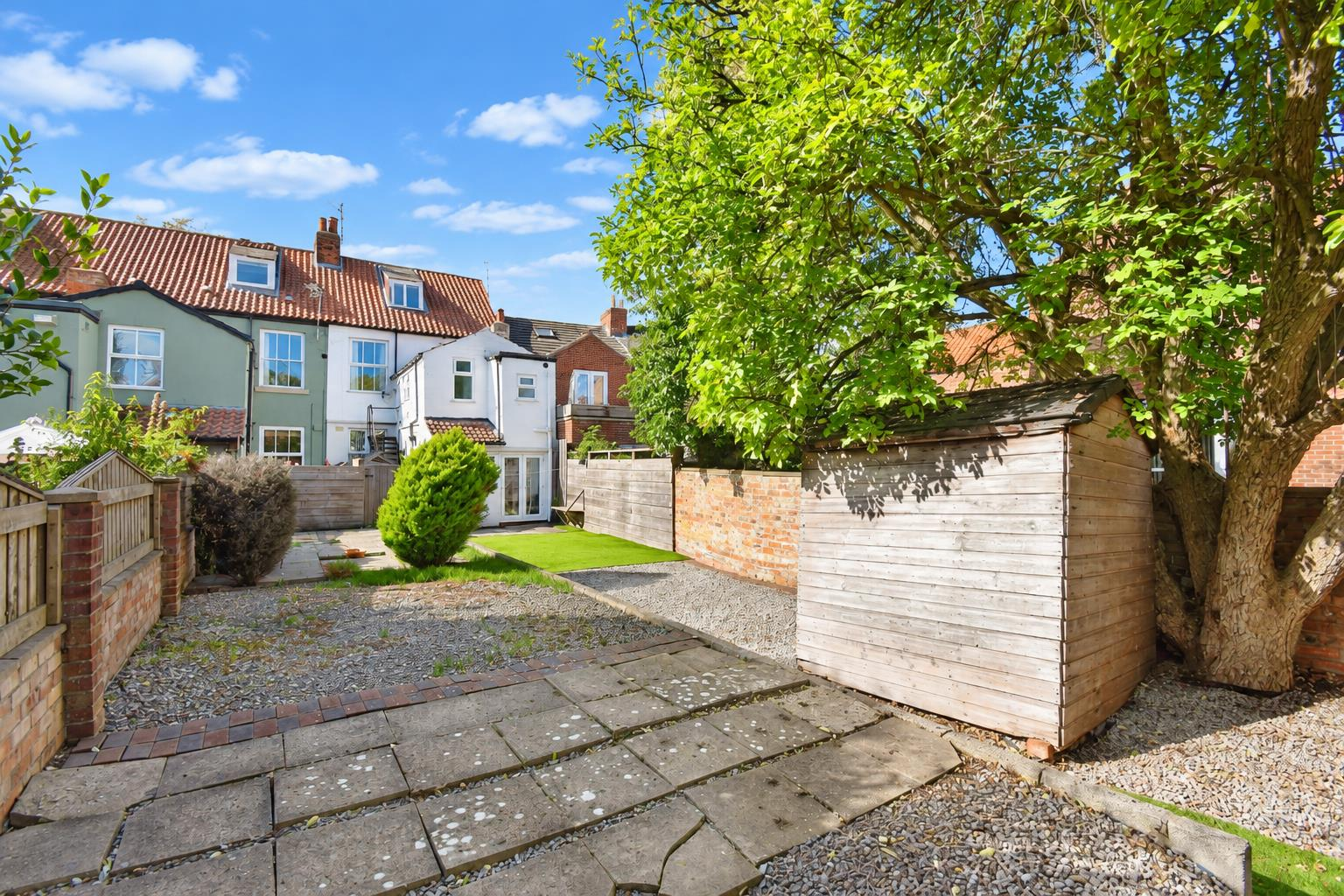 Eastgate, Hessle Image 11