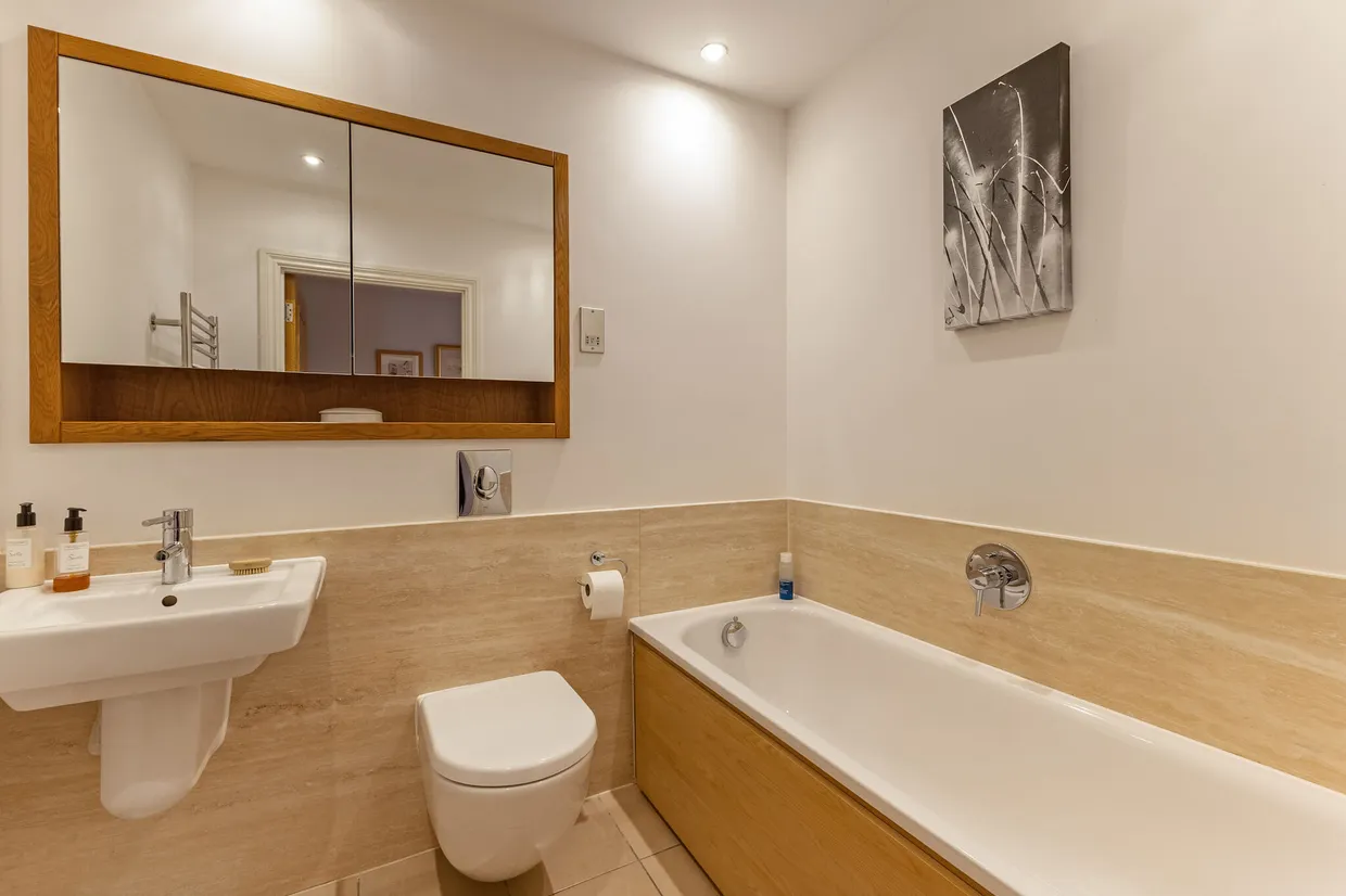 Cross Road, Sunningdale, SL5 photo 9