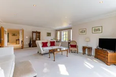 Cross Road, Sunningdale, SL5 photo 11