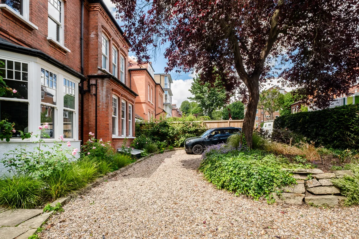 Coolhurst Road, London, N8 photo 22