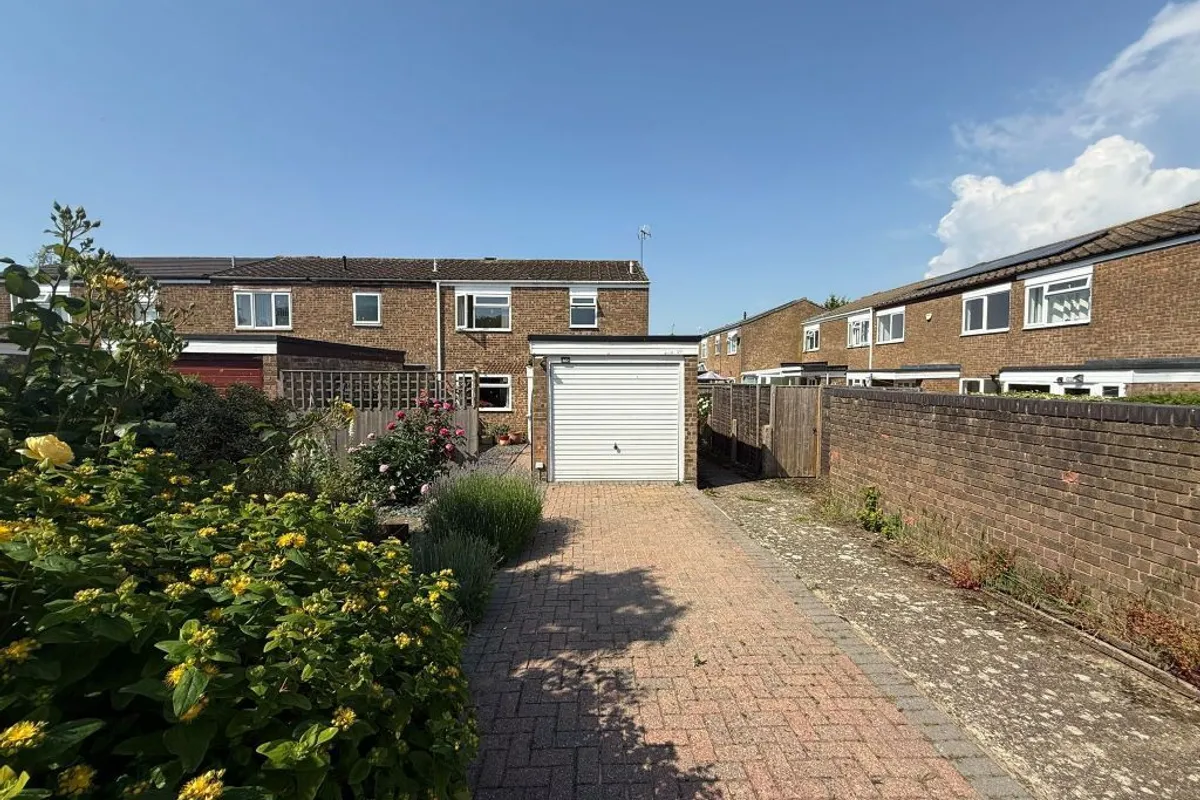 Hampden Road, Stoke Mandeville, Aylesbury