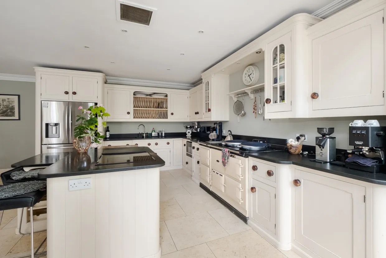 Coolhurst Road, London, N8 photo 39