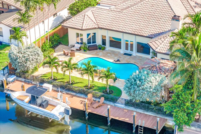 2507 Barcelona Dr, Fort Lauderdale, FL 33301