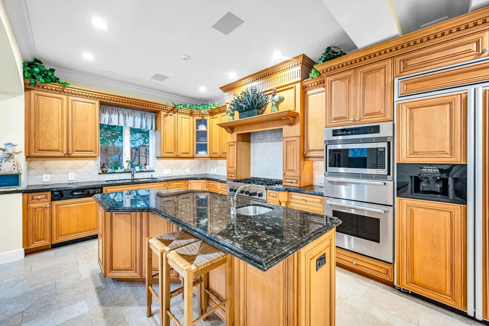 2507 Barcelona Dr, Fort Lauderdale, FL 33301