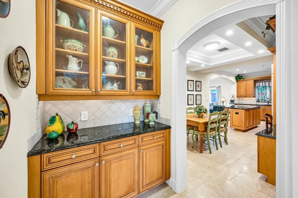 2507 Barcelona Dr, Fort Lauderdale, FL 33301