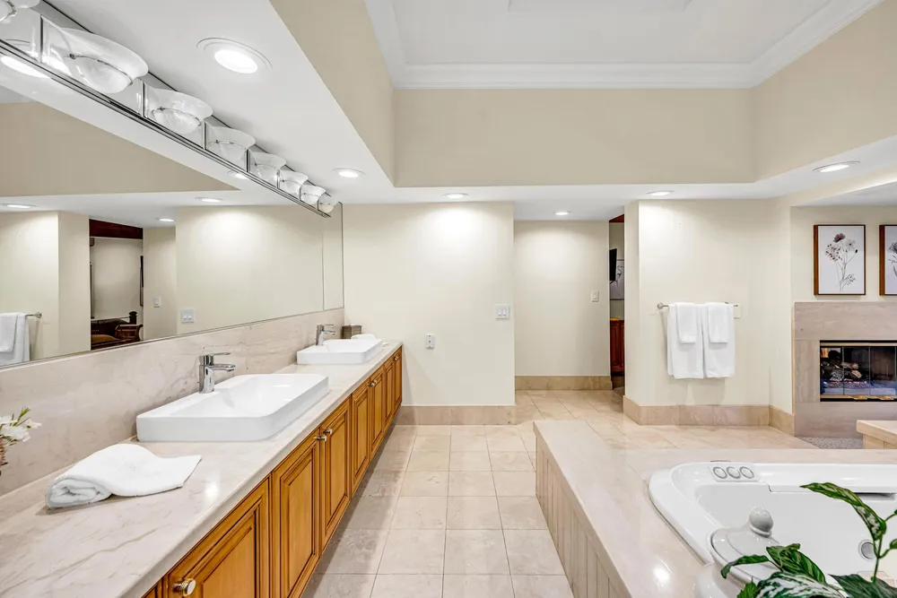 2507 Barcelona Dr, Fort Lauderdale, FL 33301