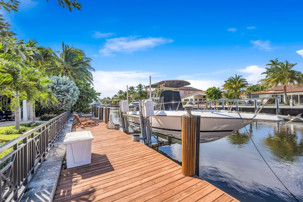 2507 Barcelona Dr, Fort Lauderdale, FL 33301
