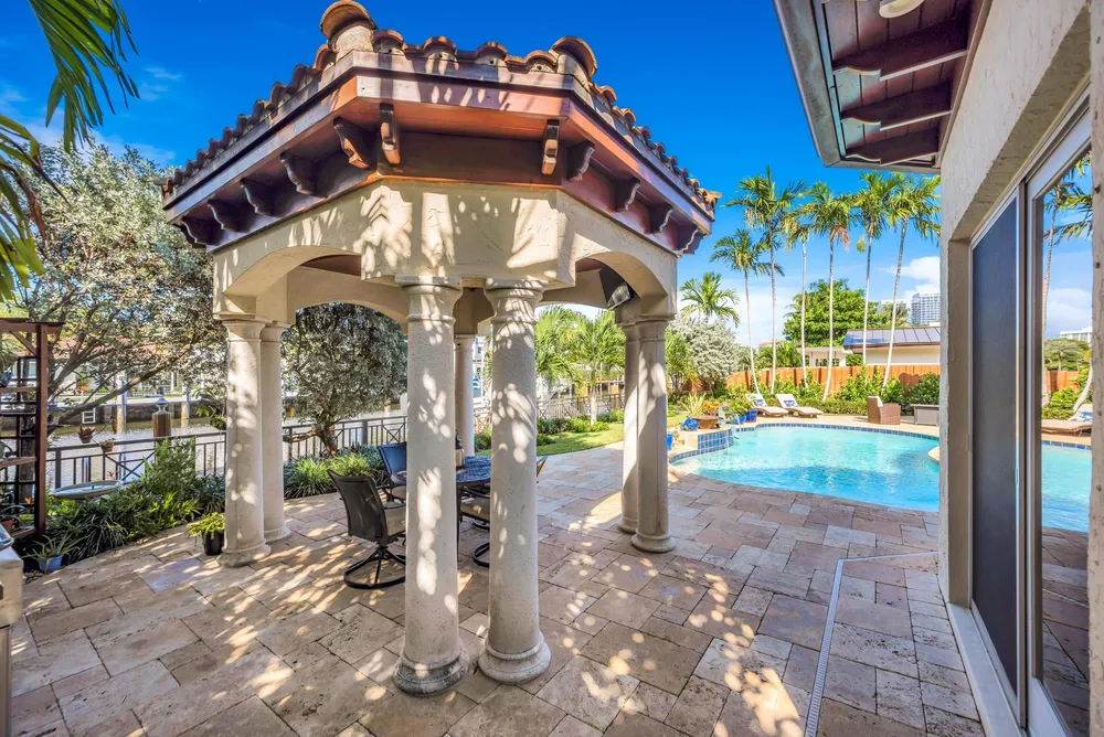 2507 Barcelona Dr, Fort Lauderdale, FL 33301