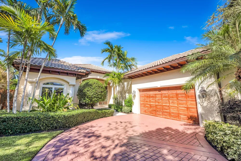 2507 Barcelona Dr, Fort Lauderdale, FL 33301