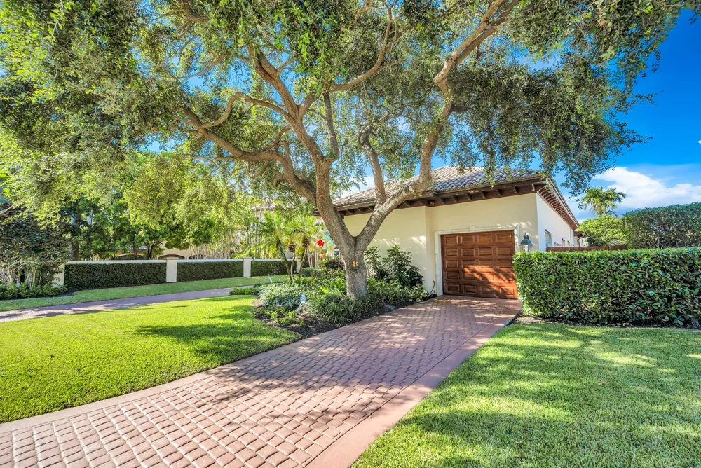 2507 Barcelona Dr, Fort Lauderdale, FL 33301