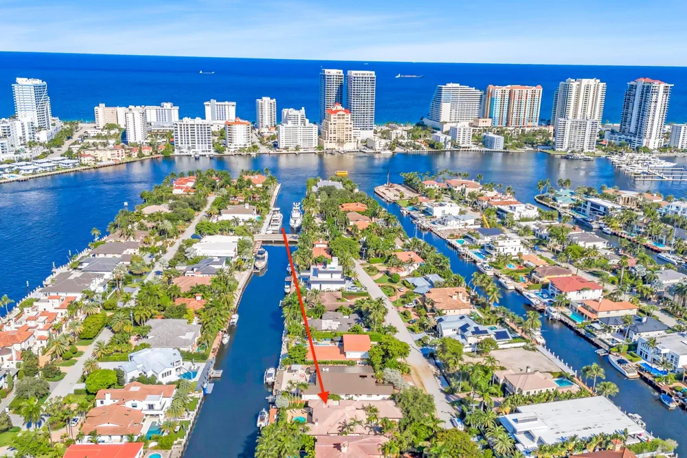 2507 Barcelona Dr, Fort Lauderdale, FL 33301