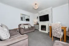 Premier Avenue, Grays