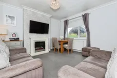 Premier Avenue, Grays