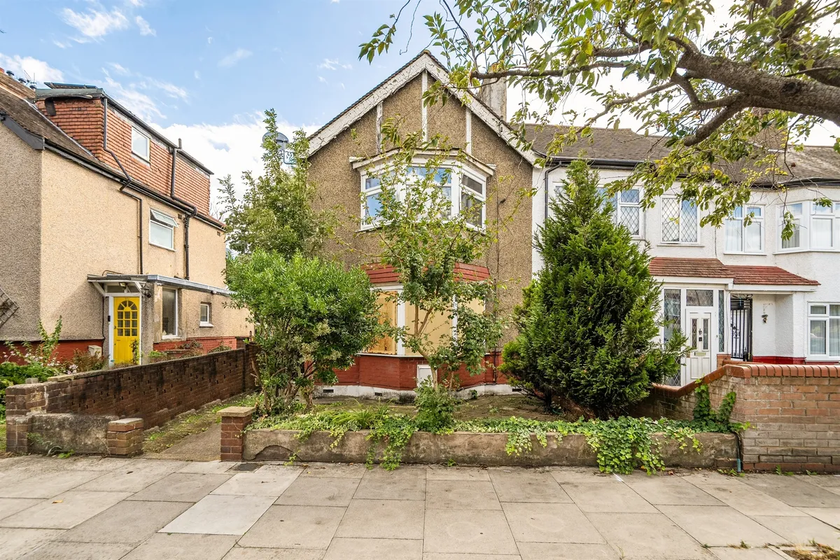 Devonshire Hill Lane, London
