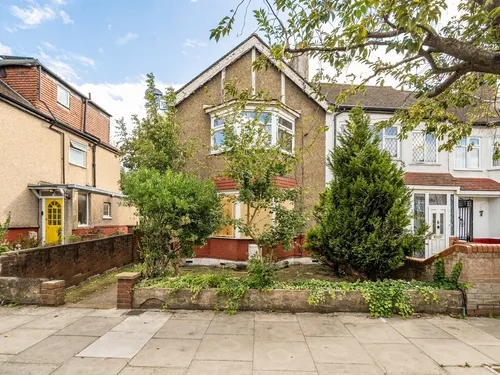 Devonshire Hill Lane, Londonphoto