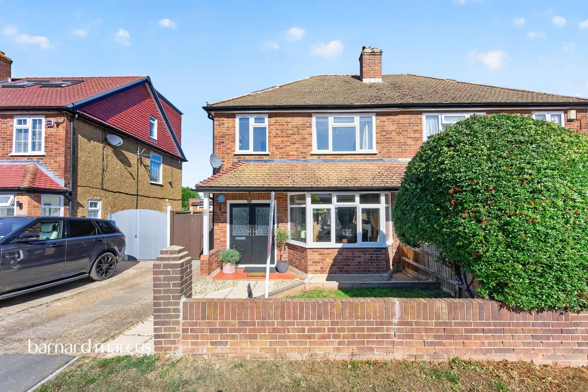 Cumberland Drive, Chessington