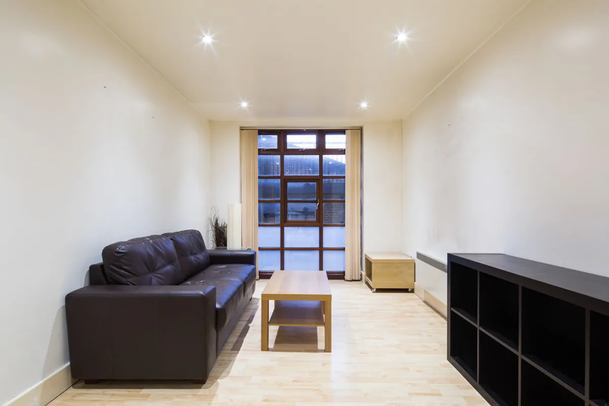 Riga Mews, 32 - 34 Commercial Road, London