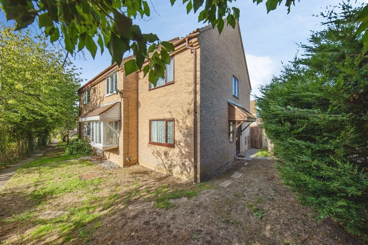 Cleveland Close, Highwoods, Colchester