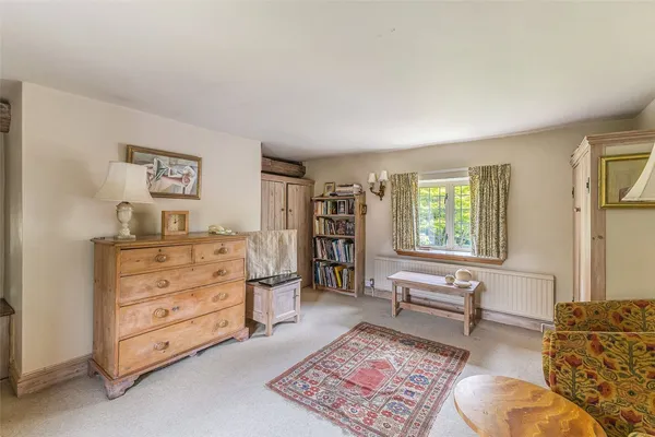 Easebourne Street, Midhurst, GU29 photo 7