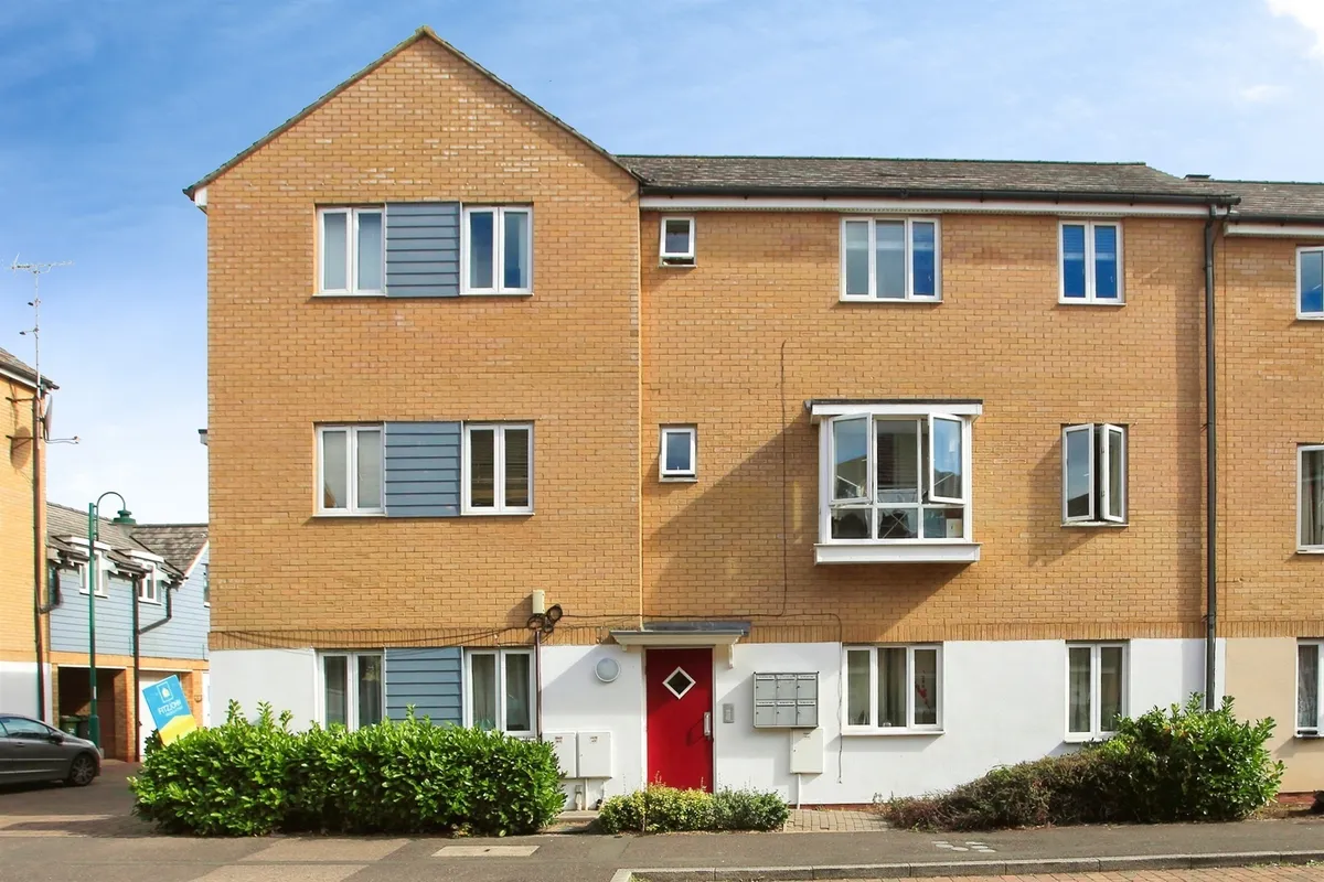 Delves Way, Hampton Centre, Peterborough