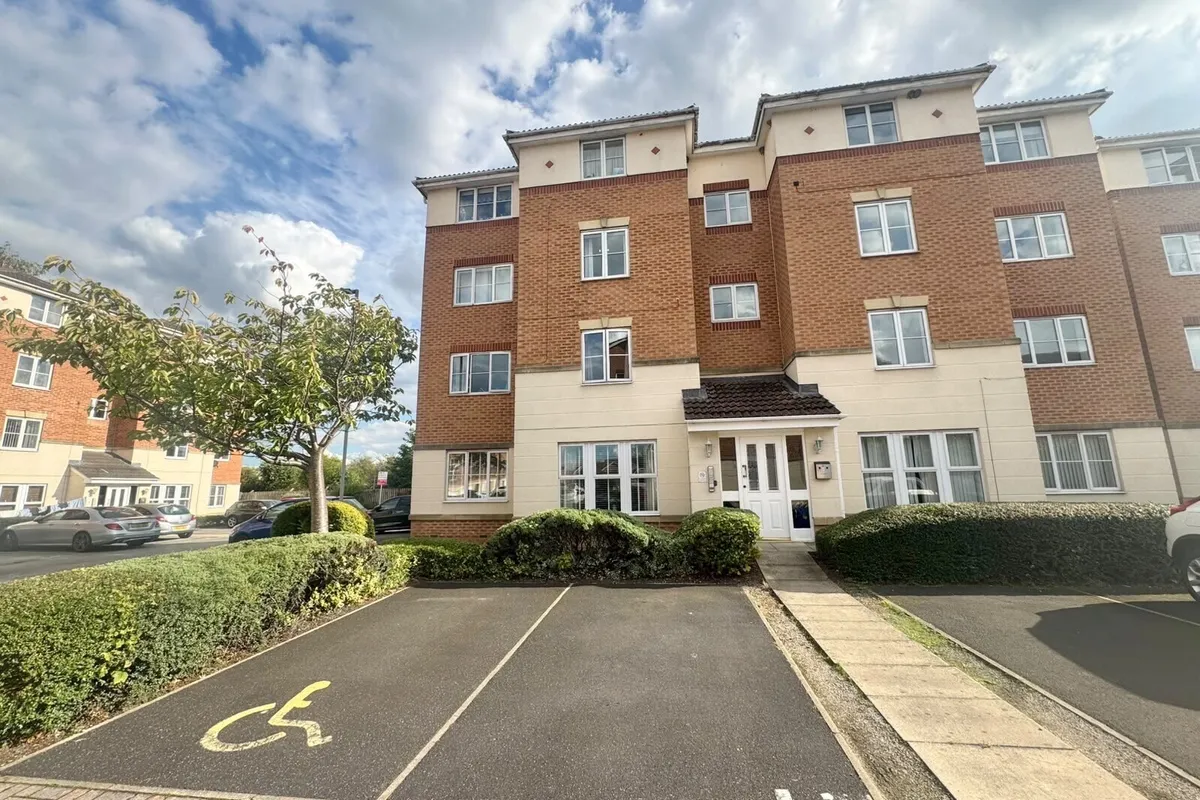 Spruce Court, WAKEFIELD