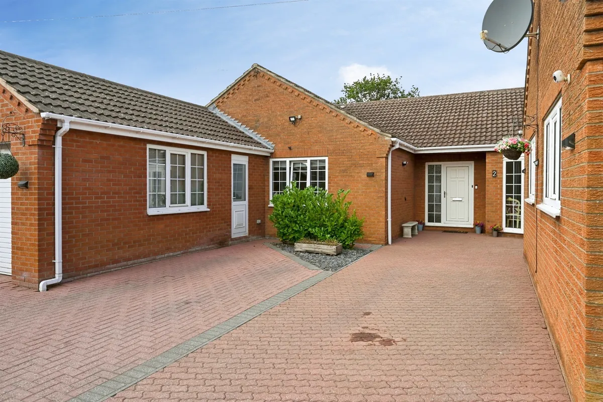 Scanlan Court, Coningsby, LINCOLN