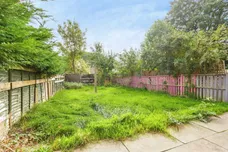 Flanshaw Grove, Wakefield