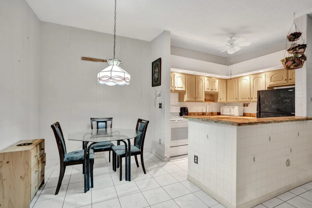 9414 S Belfort Circle, Tamarac, FL 33321