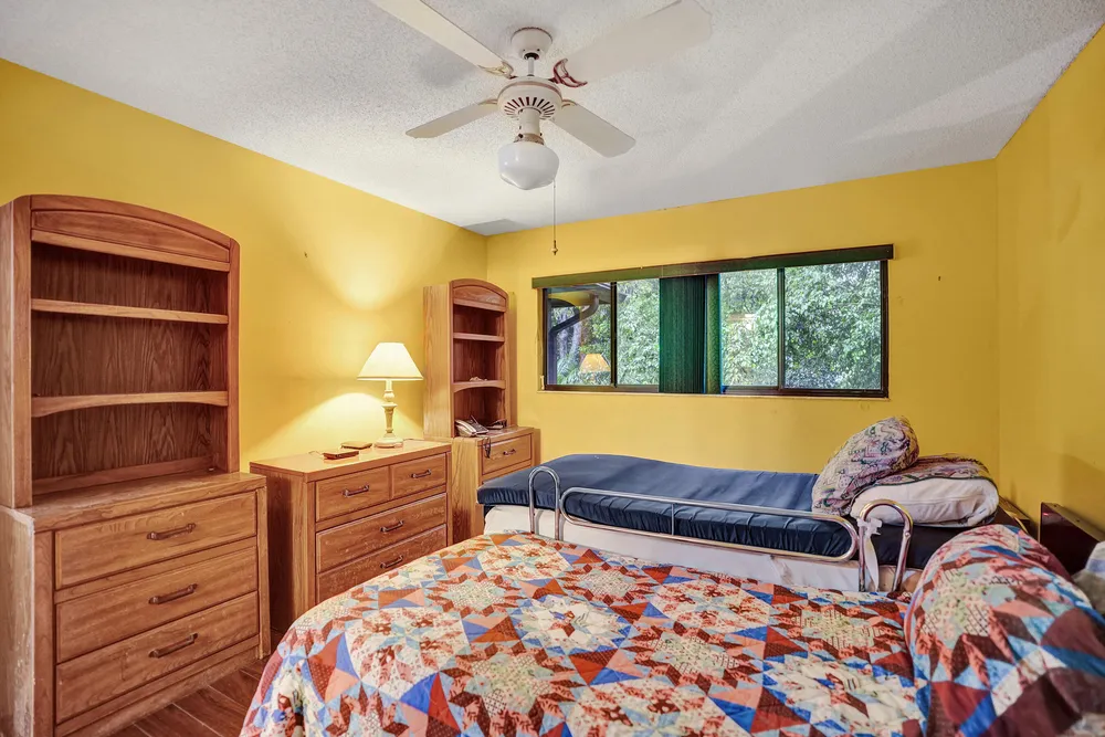 9414 S Belfort Circle, Tamarac, FL 33321