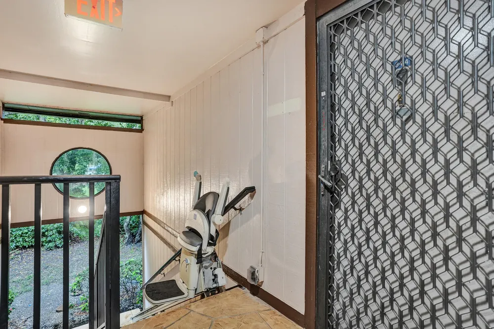 9414 S Belfort Circle, Tamarac, FL 33321