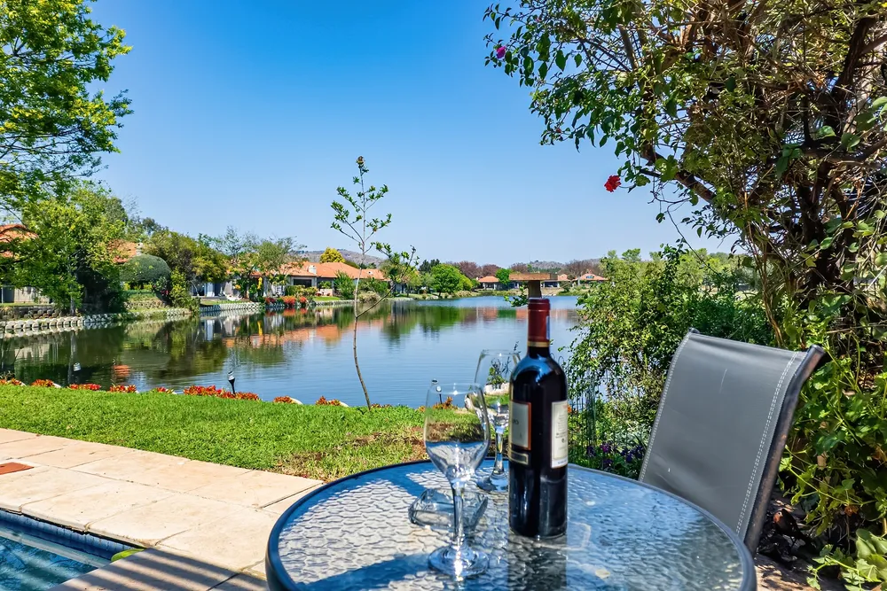 Video tour for South Africa, North West, Pecanwood Estate