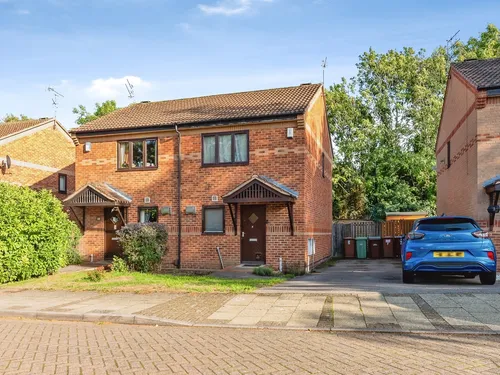 Newcastle Farm Drive, Nottinghamphoto