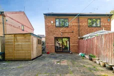 Newcastle Farm Drive, Nottingham