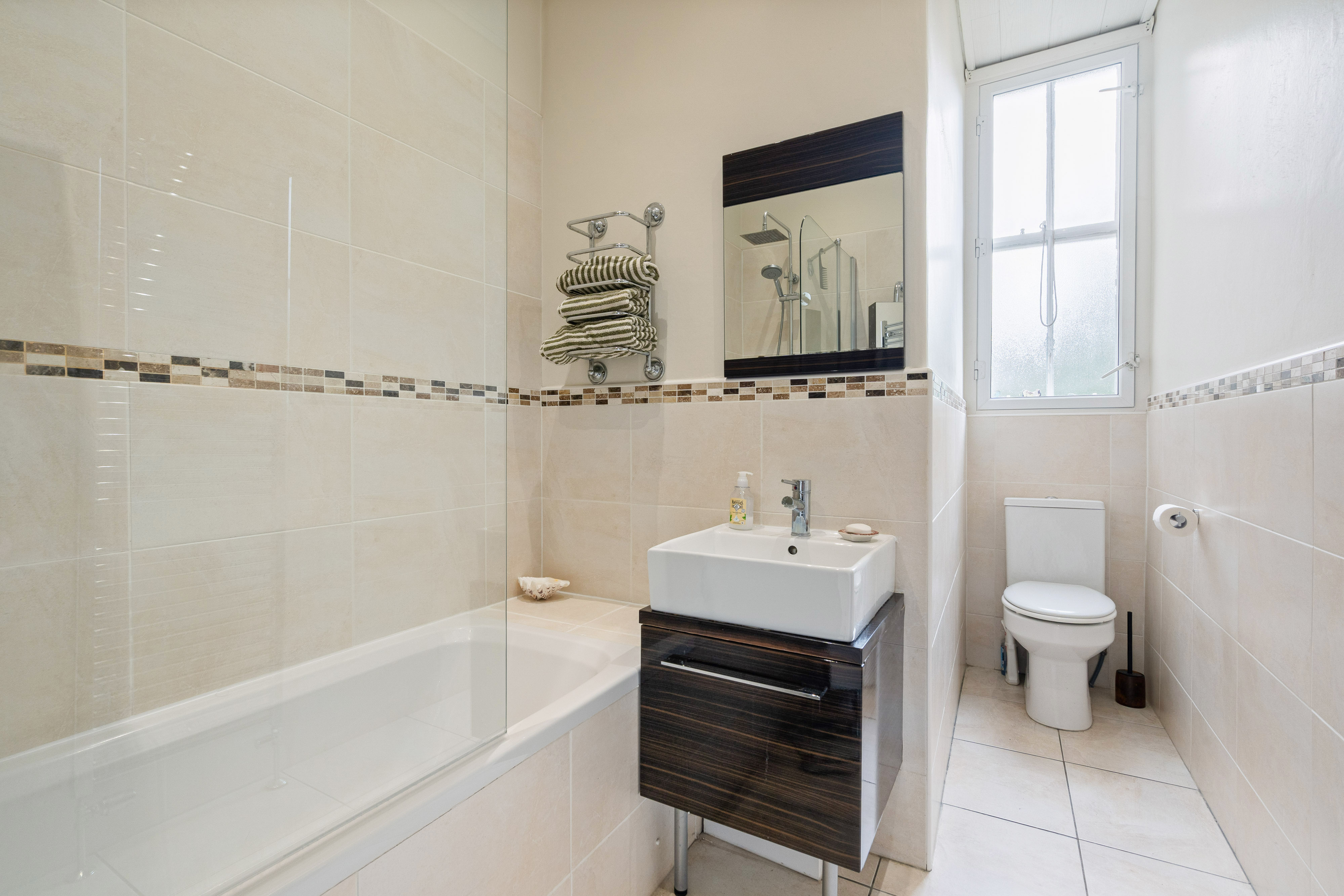 25 (Flat 3) Montpelier, Bruntsfield, Edinburgh, EH10 4LY Image 18